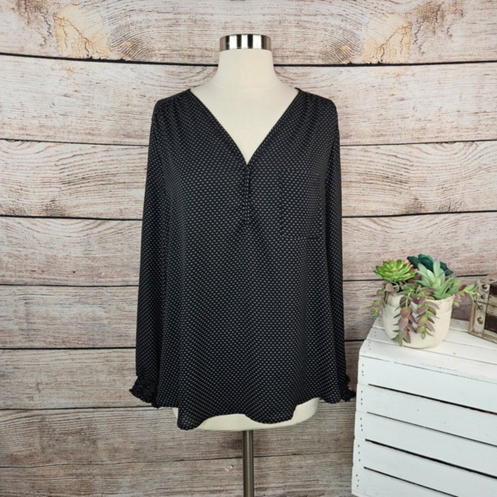 Pleione XL Black Blouse Long Sleeve V Neck Button Front Smocked Cuff‎ Top